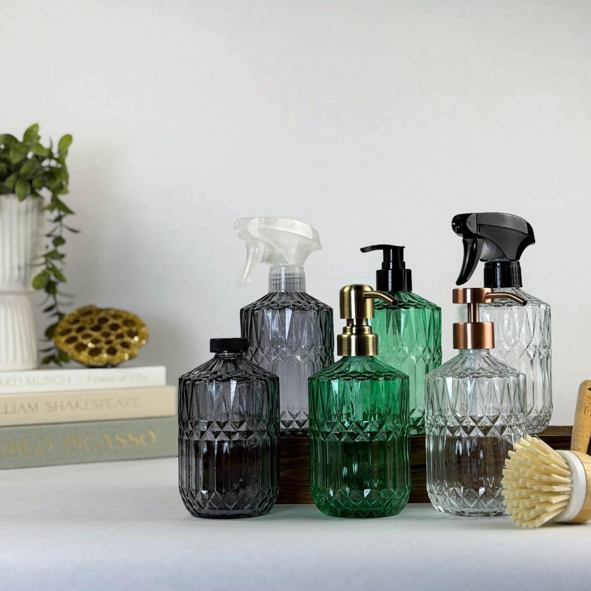 Savannah Glass Bottle Dispenser product detail
