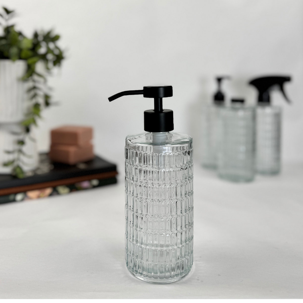 Retro Glass Bottle Dispenser product detail